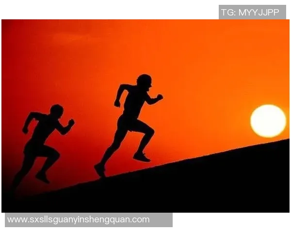 毒蛇足球的传奇之路：从草根到顶级联赛的奋斗与荣耀